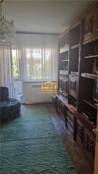 Apartament cu 3 camere circular în Traian