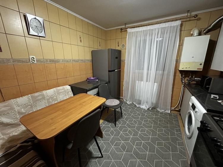 Apartament cu 2 camere decomandat în Fălticeni