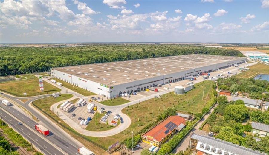 Spațiu industrial, de 5,500 mp, în Ștefăneștii de Jos