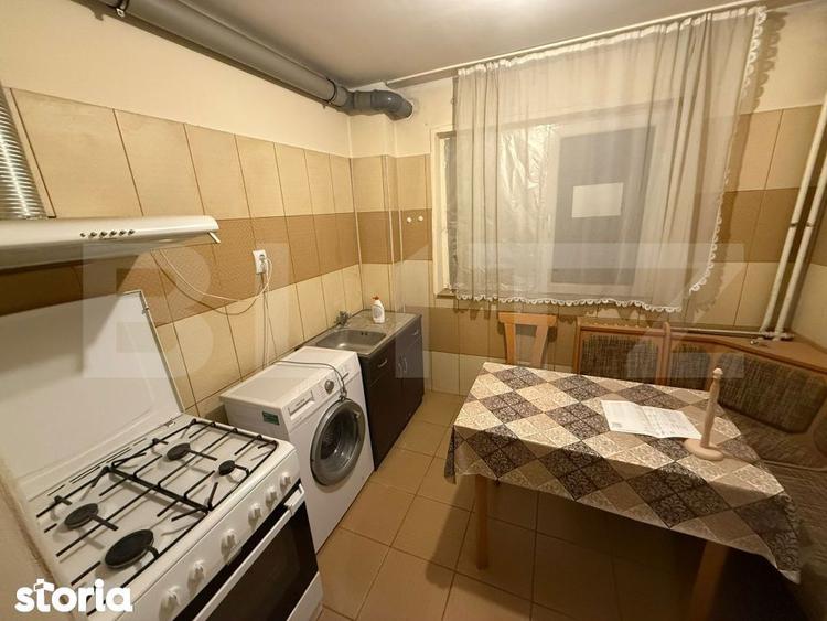 Apartament cu 2 camere semidecomandat în Calea București