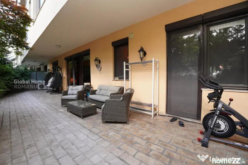 Apartament cu 3 camere semidecomandat în Herăstrău