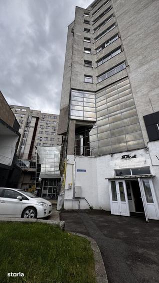 Spațiu comercial, de 1,397 mp, în Central