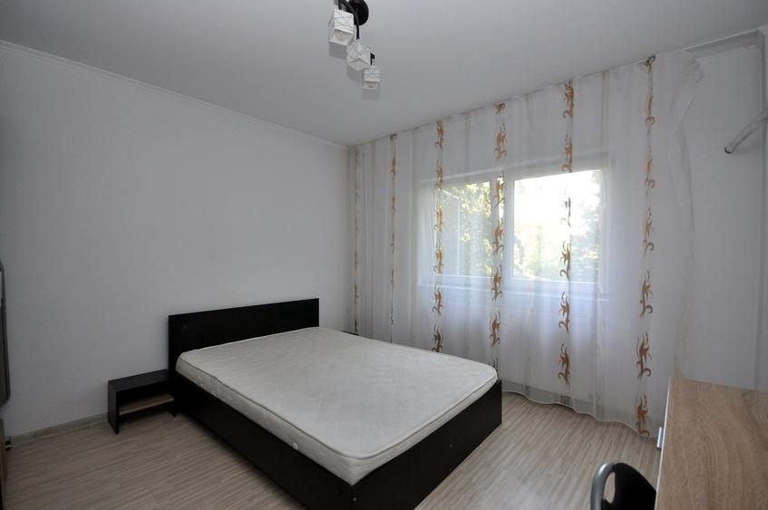 Apartament cu 3 camere decomandat în Militari