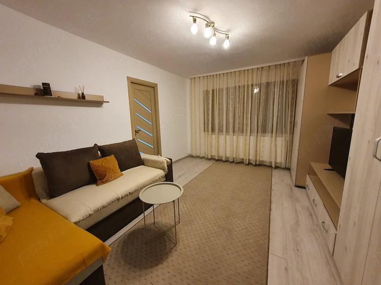 Apartament cu 2 camere nedecomandat în Central