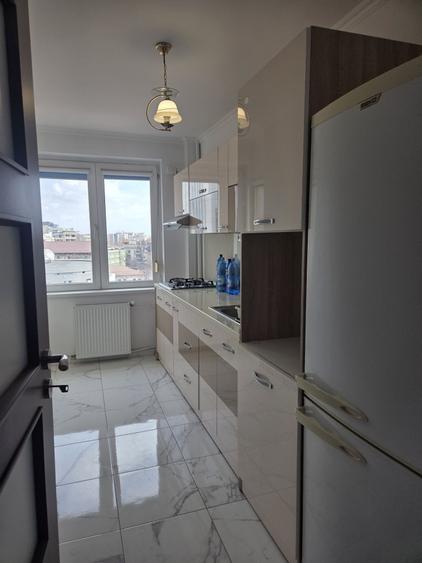 Apartament cu 2 camere, mobilat în Romană