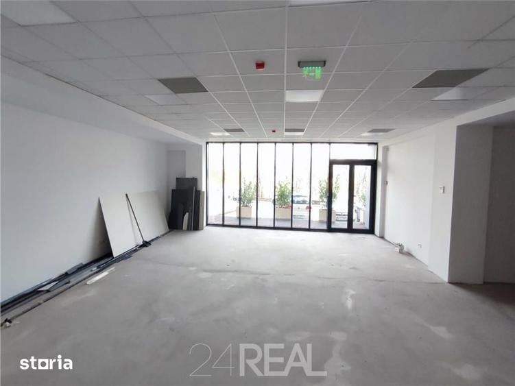 Spațiu comercial, de 1,000 mp, în Pantelimon