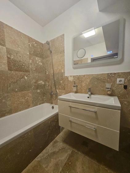 Apartament cu 2 camere nedecomandat în Hințești