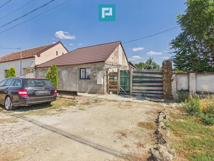 Casă cu 5 camere cu Teren 2134 Mp în Nord