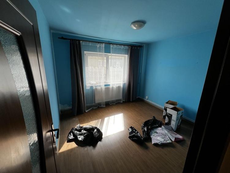 Apartament cu 2 camere decomandat în Viitorului