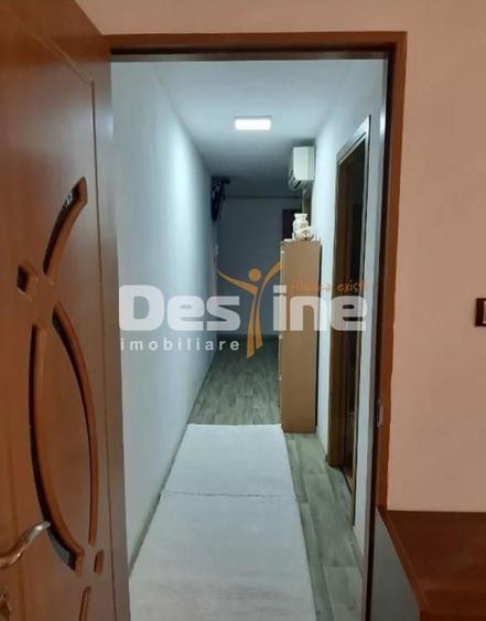 Apartament cu 2 camere decomandat, mobilat în Dâmbovița