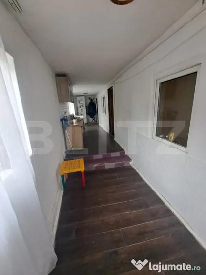 Casa de vanzare in Sanpetru structura din lemn - 9