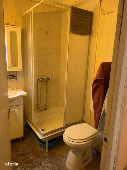 Apartament cu 4 camere decomandat în Dâmbul Rotund