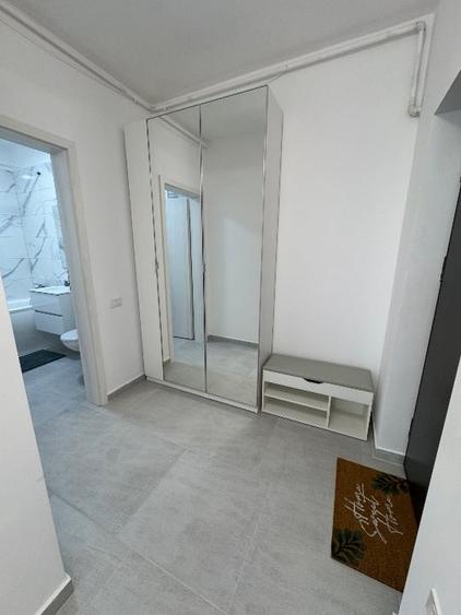 Garsonieră decomandată, mobilată în Central