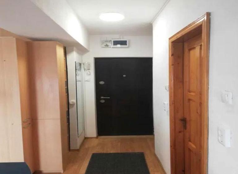 Garsonieră semidecomandată, mobilată în Titulescu