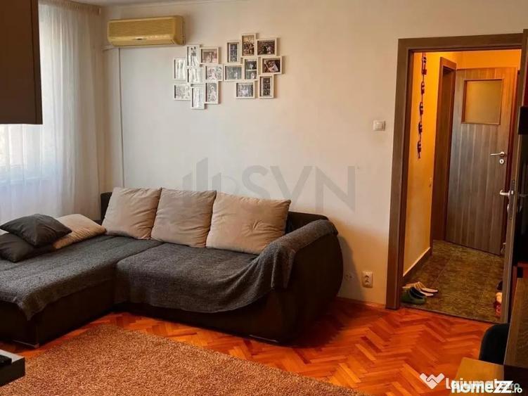 Apartament cu 3 camere semidecomandat în Ștefan cel Mare