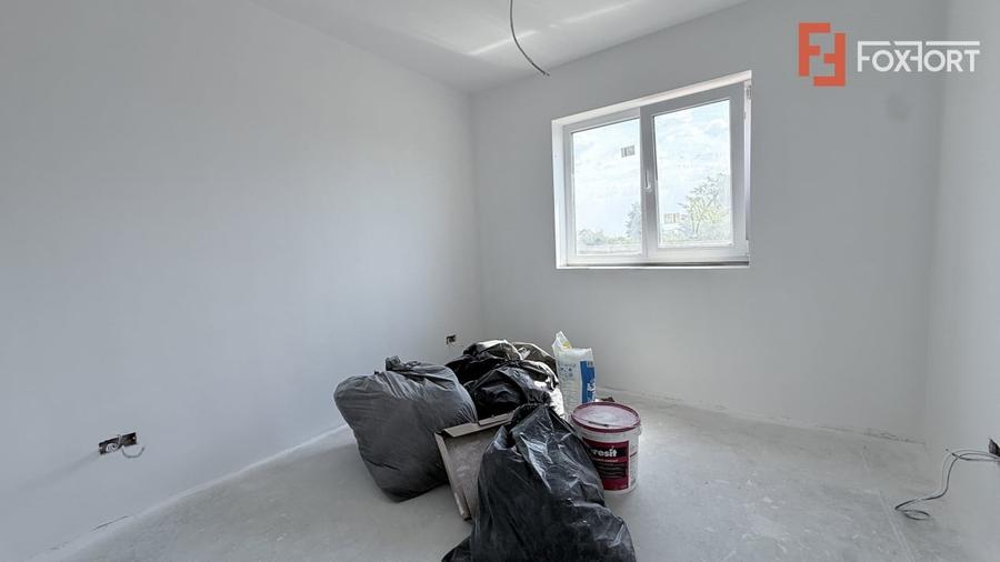 Duplex cu 4 camere cu Teren 290 Mp în Moșnița Nouă