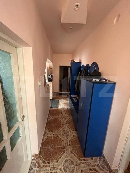 Casă individuală cu 5 camere cu Garaj în Nord