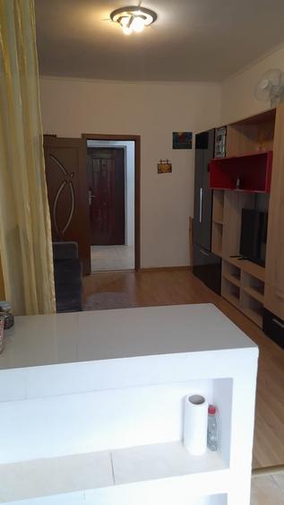 Garsonieră decomandată în Berceni