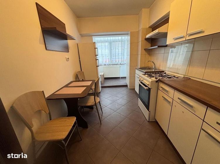 Apartament cu 2 camere decomandat, mobilat în Podul de Fier
