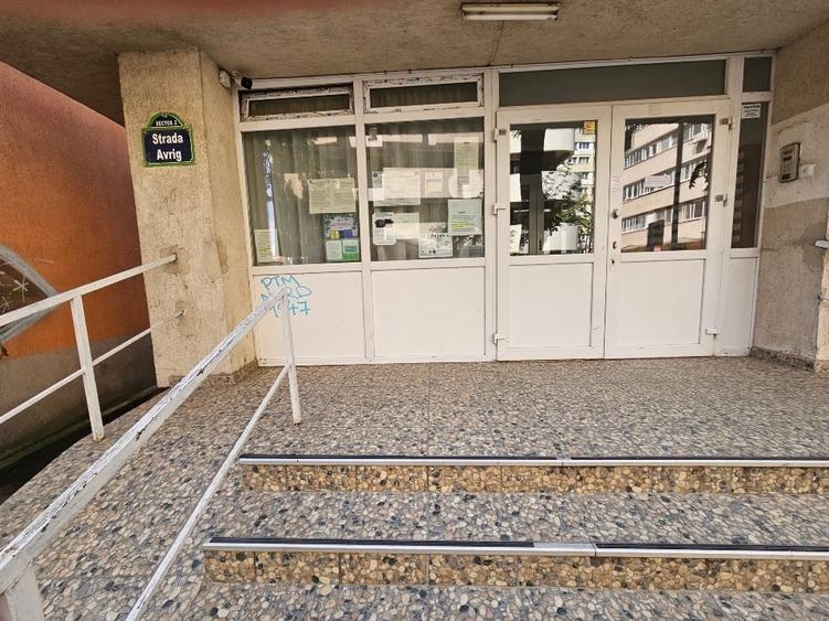 Garsonieră semidecomandată, mobilată în Obor