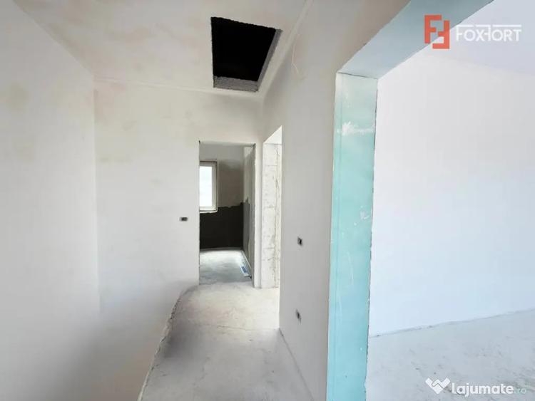 Casă cu 3 camere cu Teren 180 Mp în Săcălaz