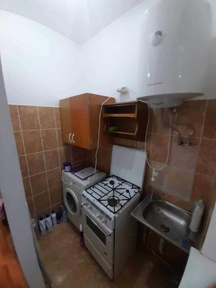 Apartament decomandat în Păsăreni