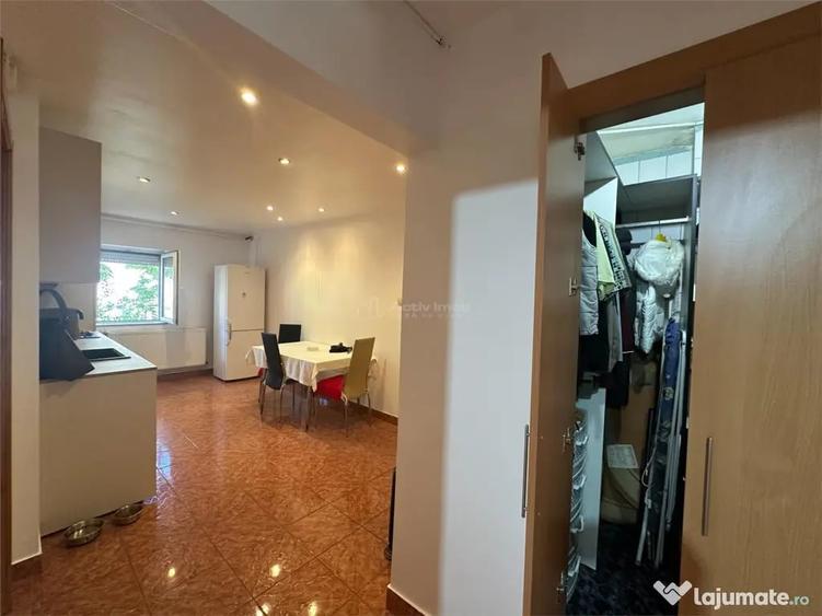 Apartament cu 3 camere decomandat în Central