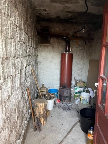 Casă individuală cu 4 camere cu Teren 1439 Mp în Jupani