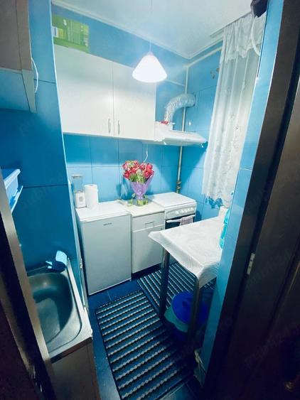 Apartament cu 2 camere semidecomandat în 1 Mai