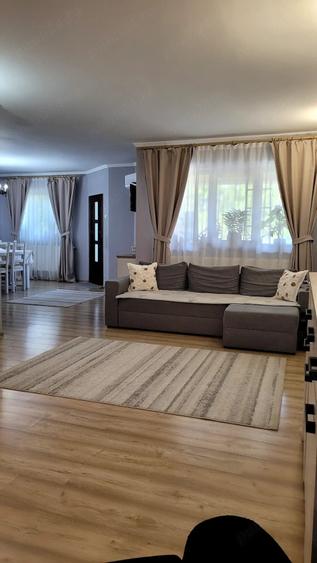 Casă cu Teren 885 Mp în Central