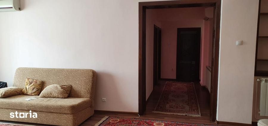 Apartament 3 camere Centru-Moldova de inchiriat - 4