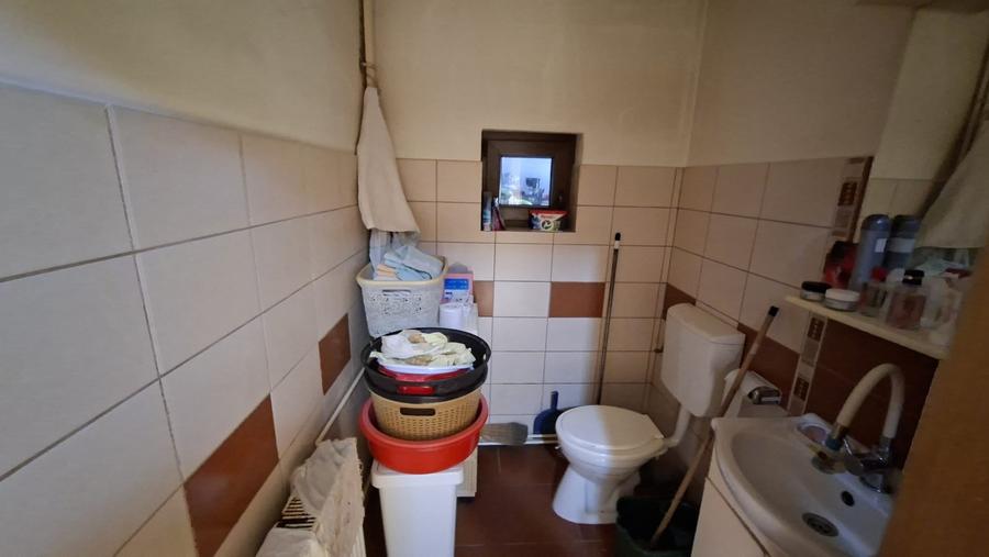 Casă individuală cu 3 camere cu Canalizare în Sângeorgiu de Mureș