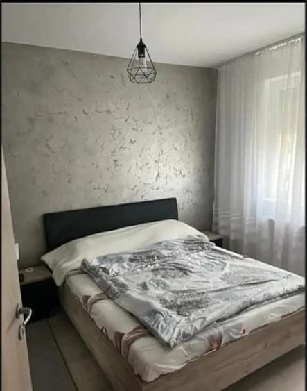 Apartament cu 2 camere decomandat în Giroc