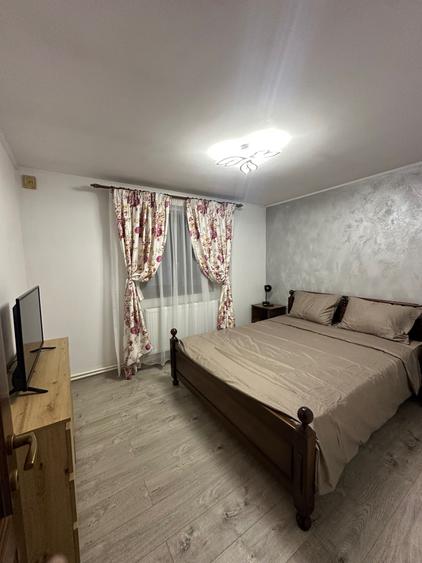 Casă cu 4 camere în Secu