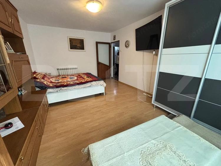 Apartament cu 2 camere decomandat în Filiași