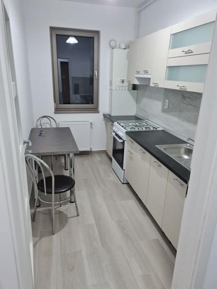 Apartament cu 2 camere decomandat în Lujerului