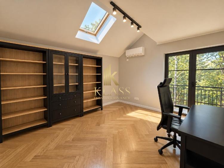 Duplex cu 5 camere cu Canalizare în Iancu Nicolae