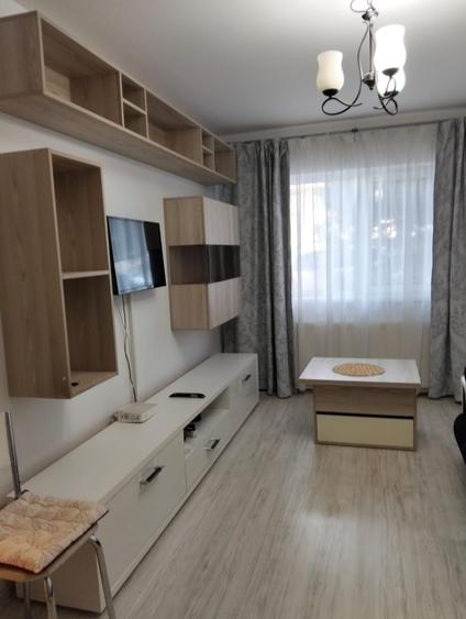 Apartament cu 2 camere decomandat în Balciu