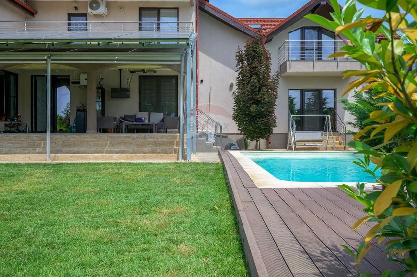 Casă individuală cu 8 camere cu Piscina în Cernica