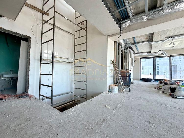 Apartament cu 5 camere decomandat în Herăstrău