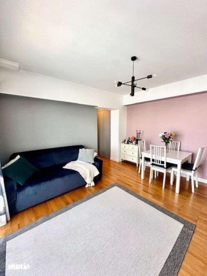Apartament cu 2 camere decomandat în Calea Victoriei