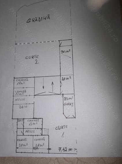 Casă cu 4 camere în Micro 14