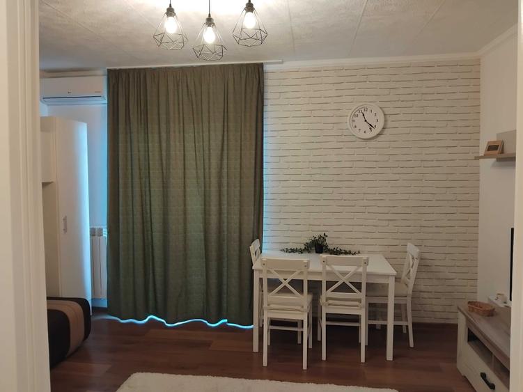 Garsonieră semidecomandată în Central