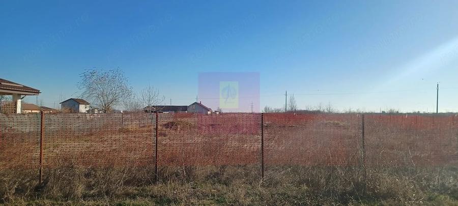 Teren de 1000 mp, în Săbăreni