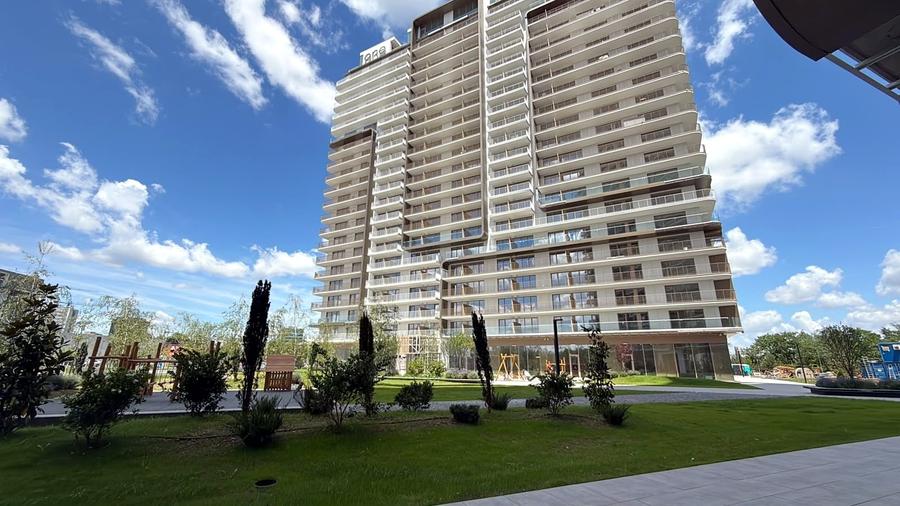 Apartament cu 3 camere în Petricani