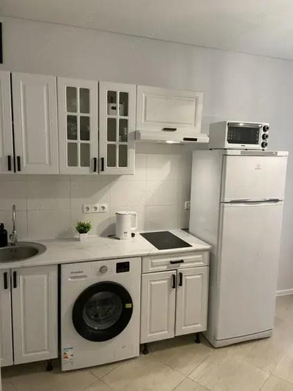 Garsonieră semidecomandată în Străulești