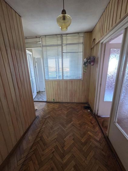 Apartament cu 2 camere decomandat în Centru Civic