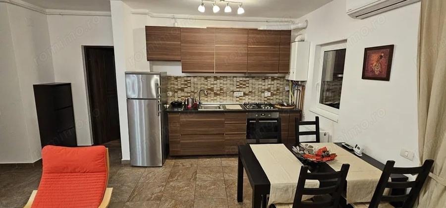 Apartament cu 2 camere semidecomandat în Complex Studențesc