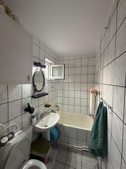Apartament cu 2 camere semidecomandat în Dacia
