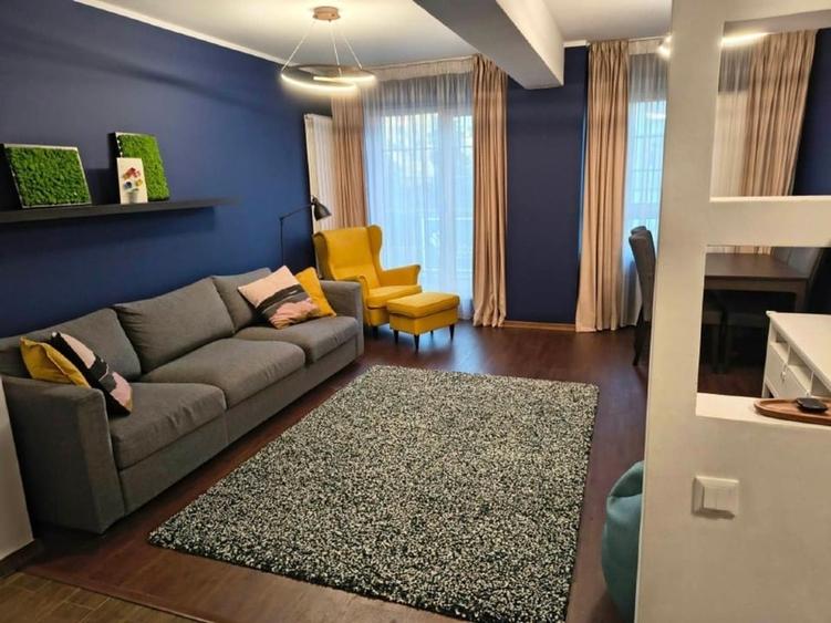 Apartament cu 3 camere decomandat, mobilat în Gară